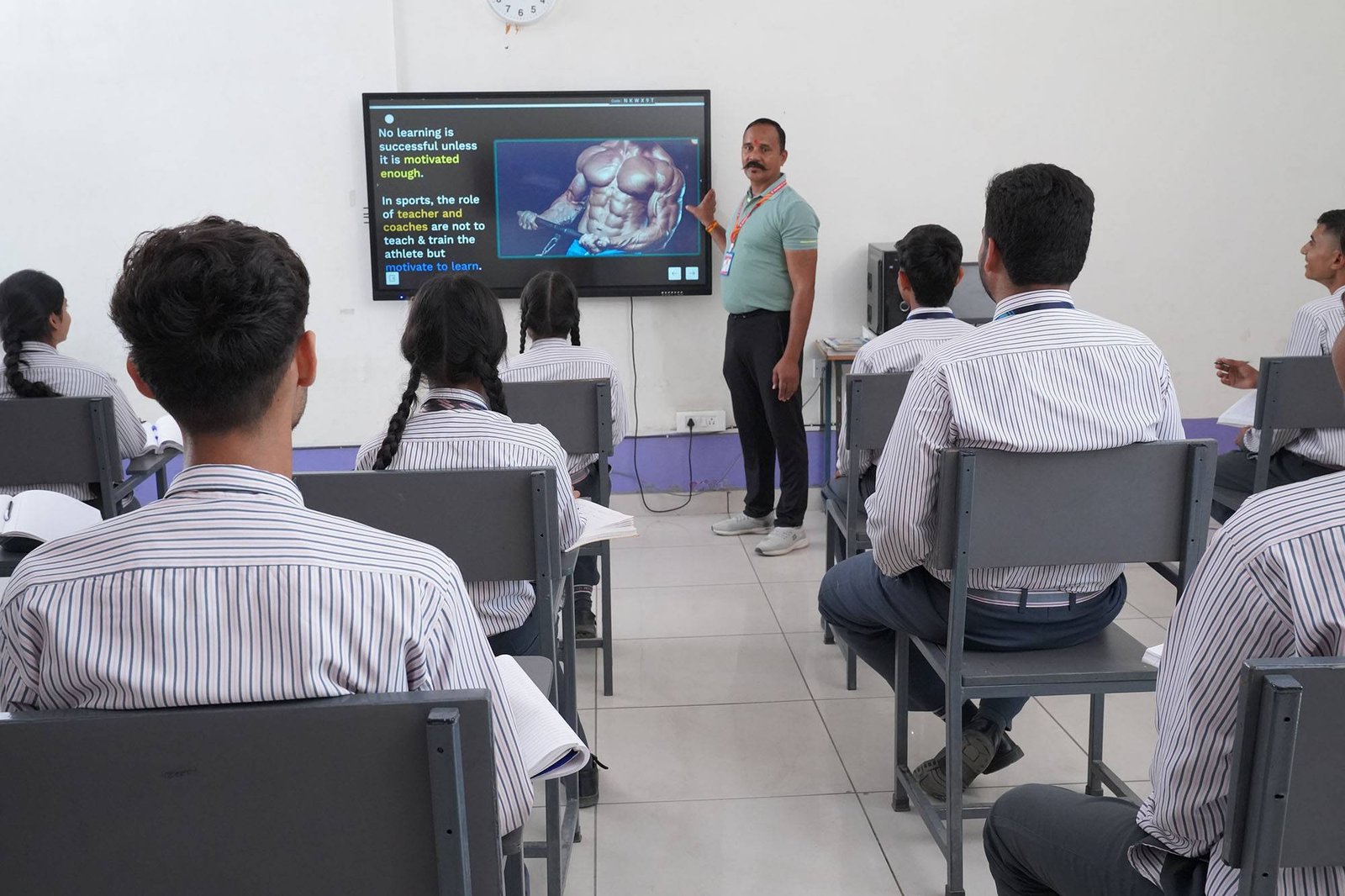 How Smart Classrooms Make Learning Fun: The Intersection of Technology and Joy